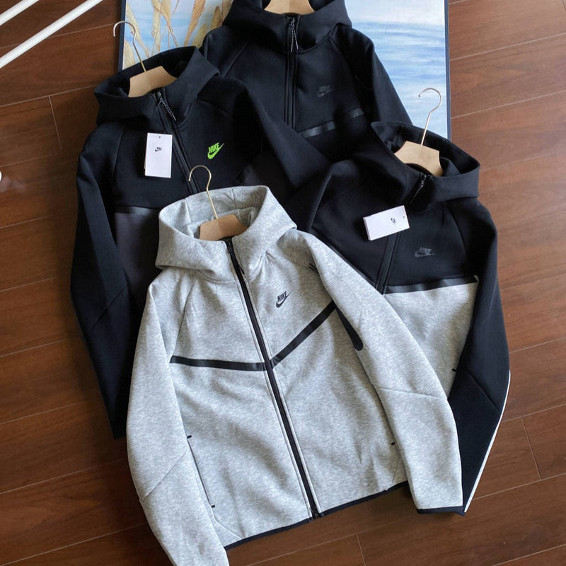 N*KE TECH FLEECE JACKET