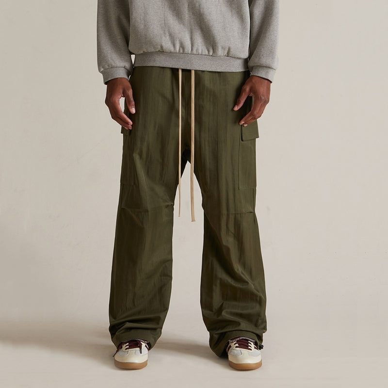 ESS*NTIALS CARGOS