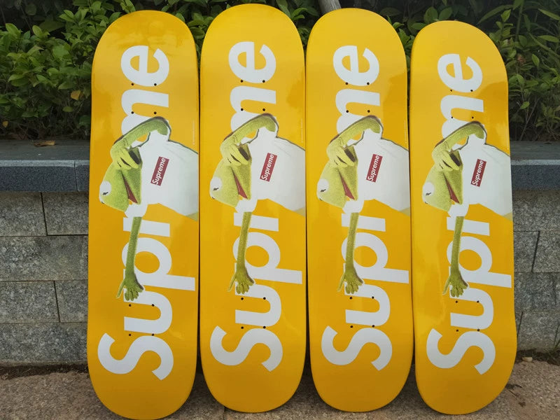 SUP*EME SKATE
