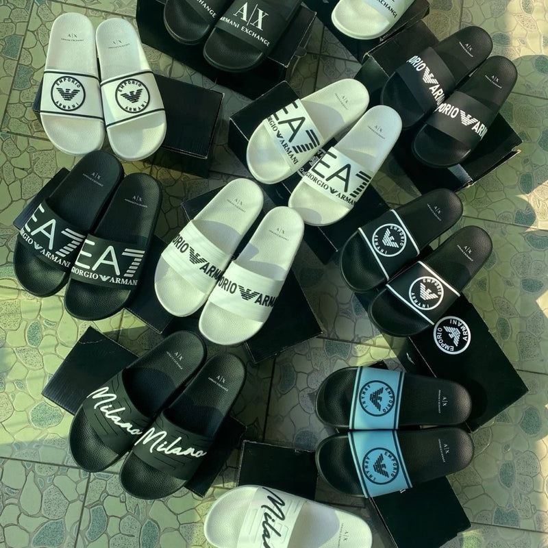 EMP*RIO AR*ANI SLIPPERS