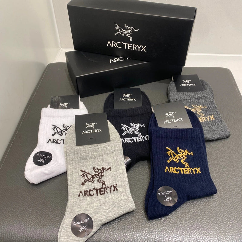 AR*TERYX SOCKS