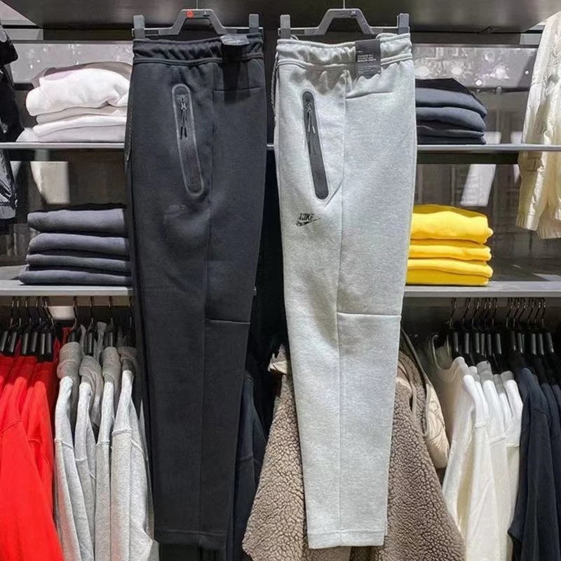 N*KE TECH FLEECE PANTS