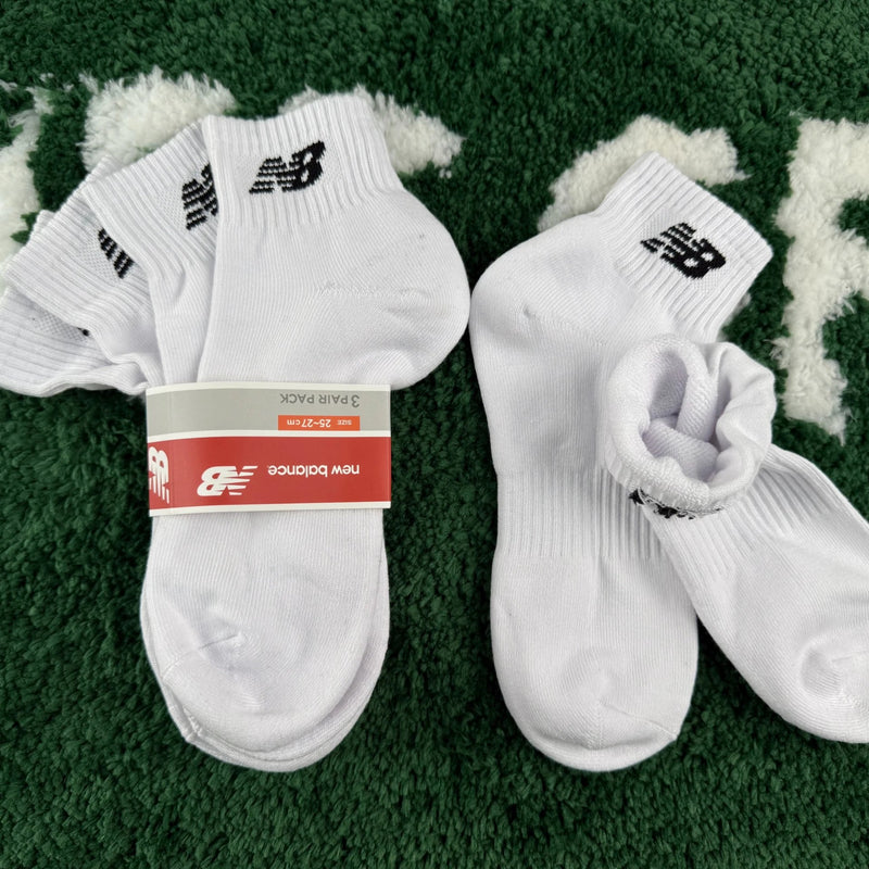 N*W BALANCE SOCKS