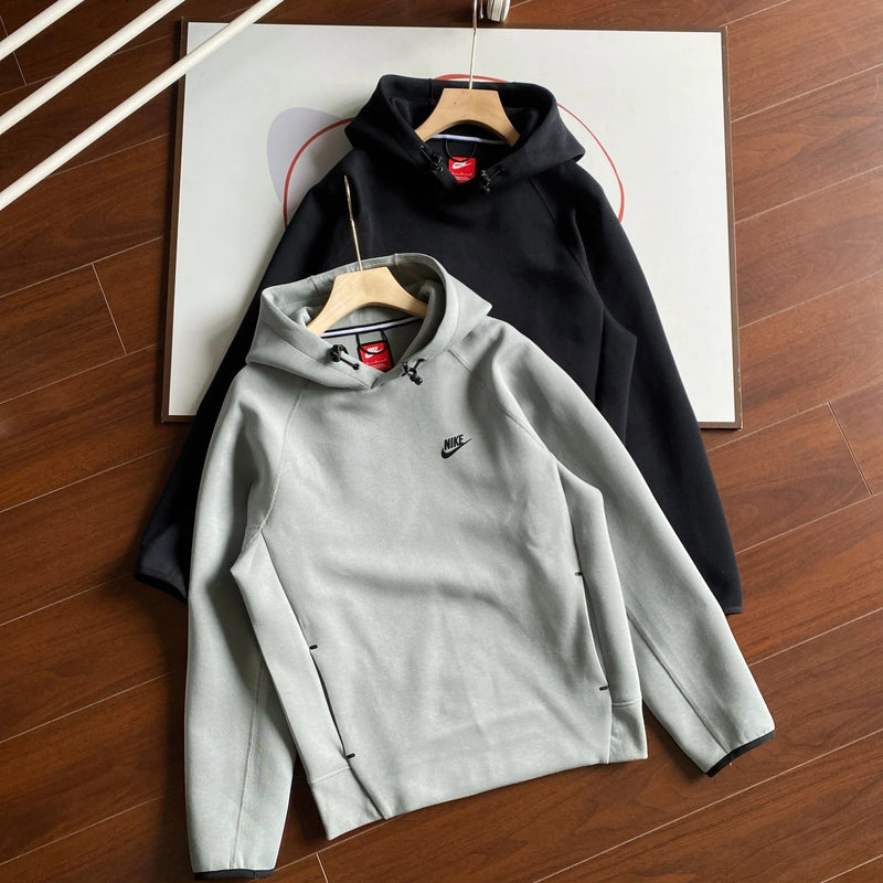 N*KE TECH FLEECE HOODIE
