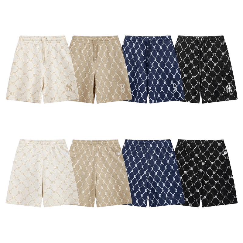 N*W YORK YANKE*S SHORTS