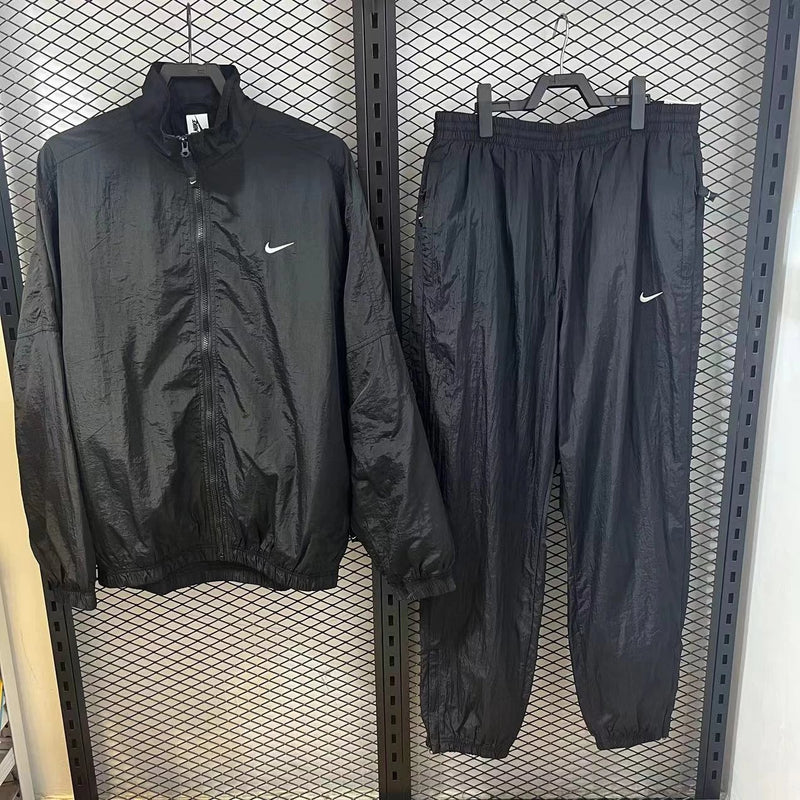 N*KE TRACKSUIT